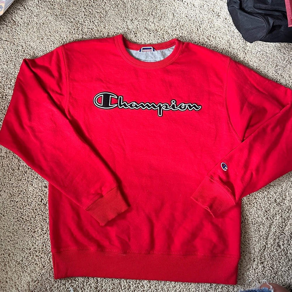 Vguc women’s Champion sweatshirt, med